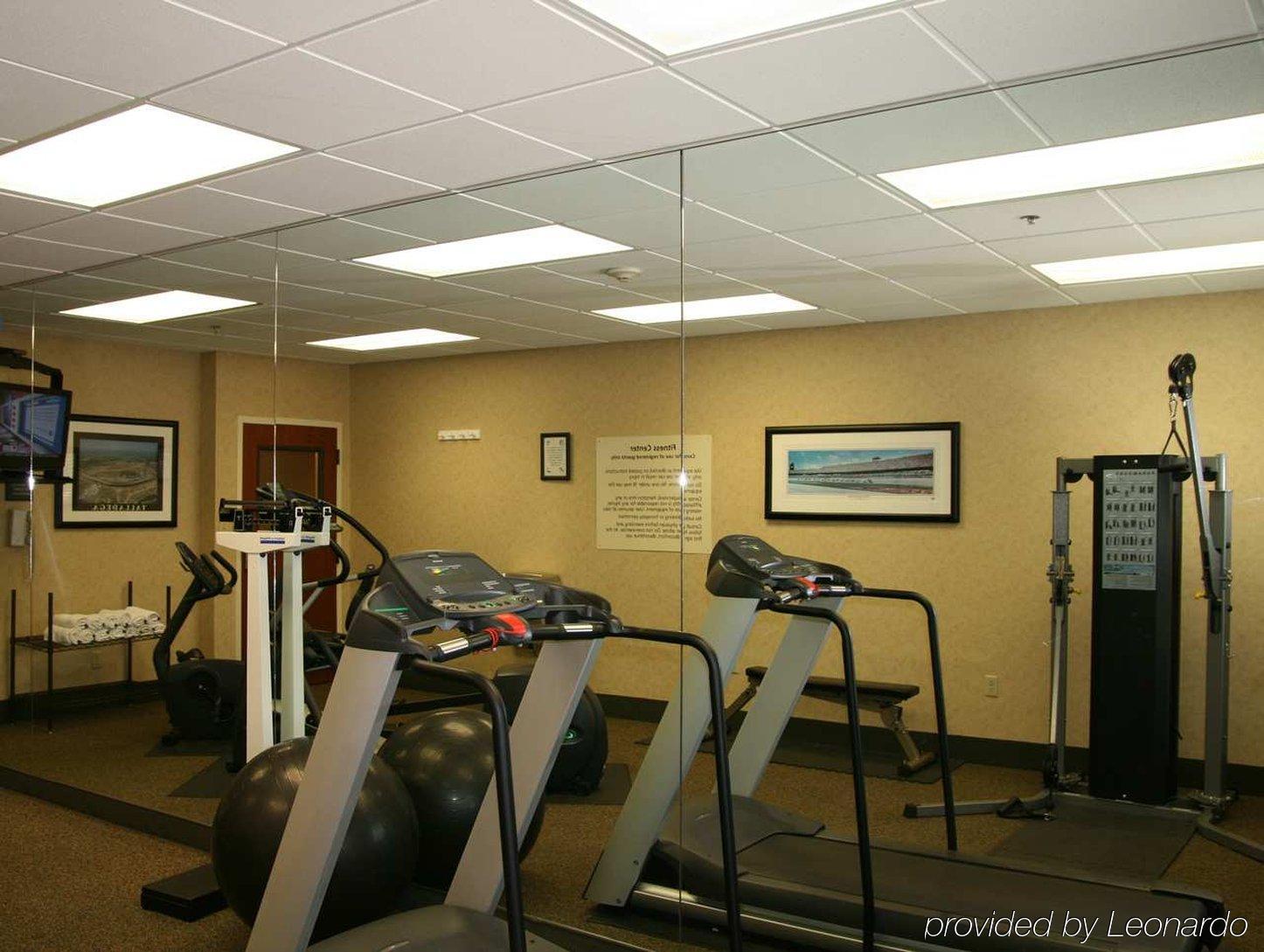 Hampton Inn & Suites Oxford-Anniston Konforlar fotoğraf